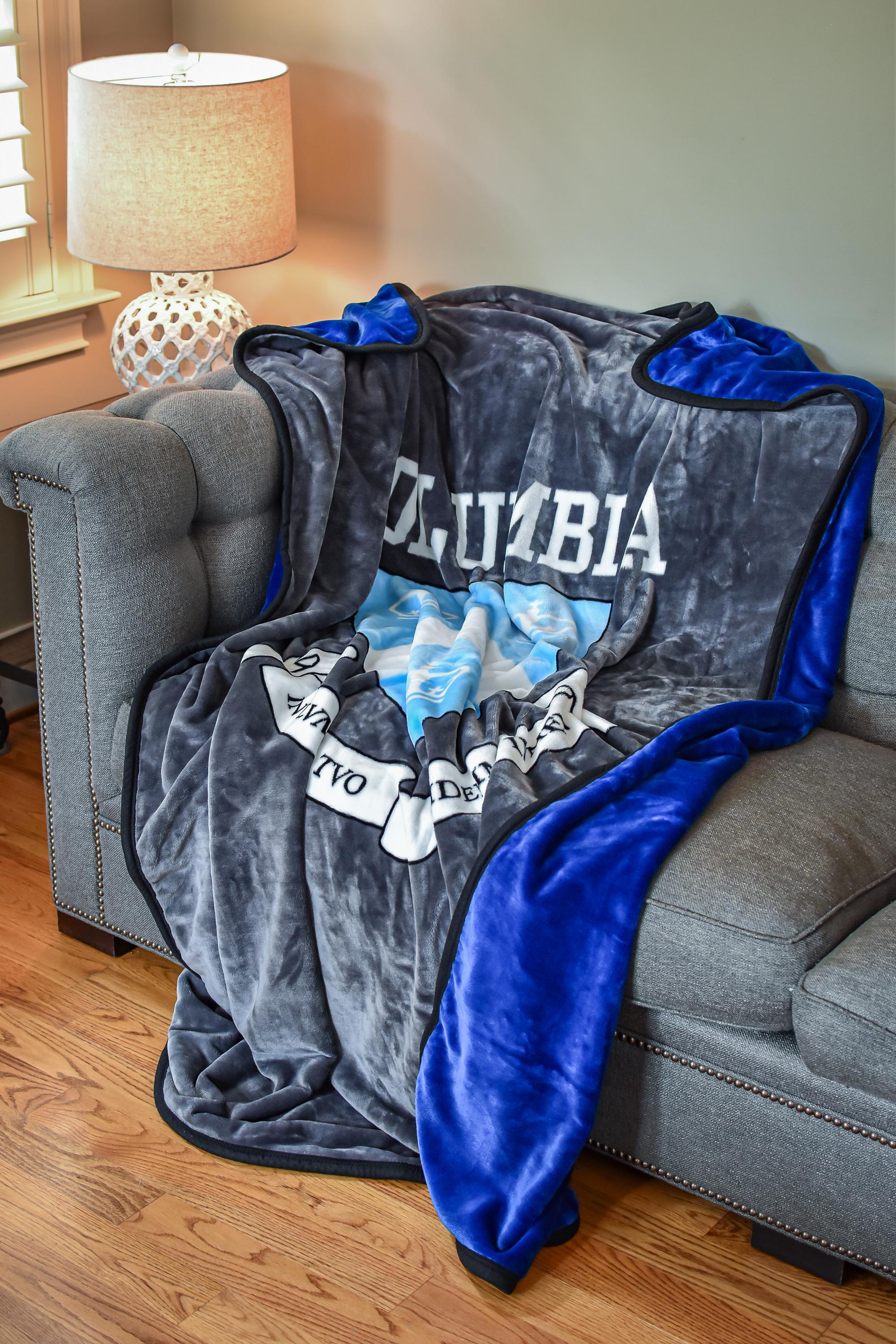 Columbia best sale plush throw